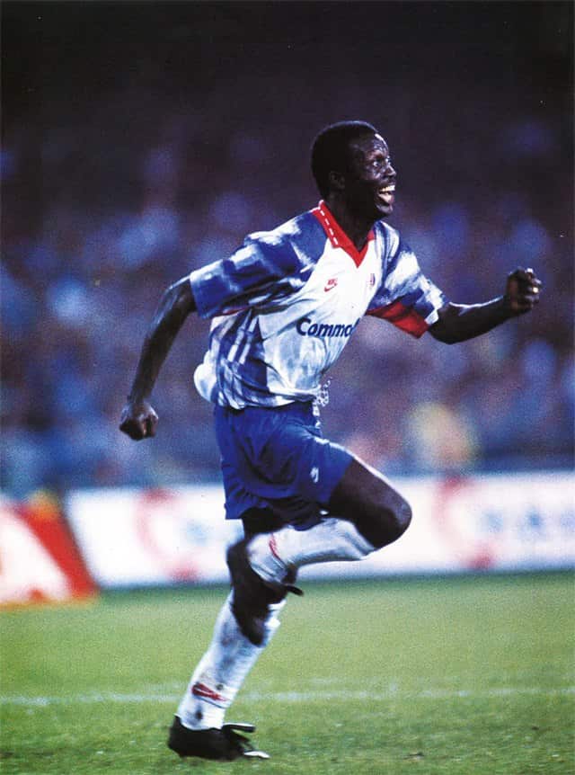 spotcovery-george-weah-playing-for-chelsea-george-weah-the-only-african-footballer-to-win-a-balon-dor