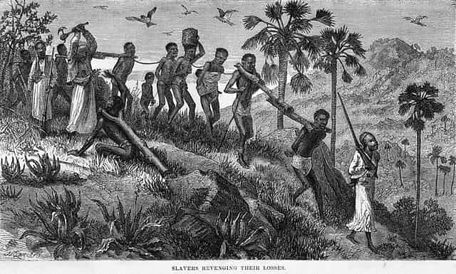 spotcovery-african-slaves-being-sold-off-how-were-slaves-captured-in-africa-four-horrifying-ways