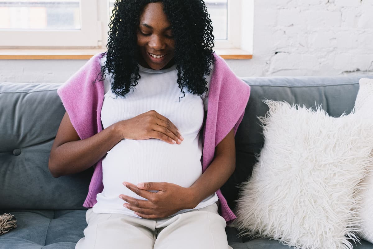 spotcovery-pregnant-black-woman-how-to-reduce-black-maternal-mortality