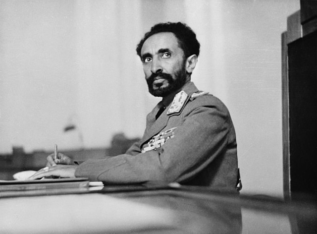 spotcovery-haile-selassie-sitting-in-the-throne-place-at-jibilee-palace-emperor-haile-selassie-i-six-interesting-successes-and-tragedies