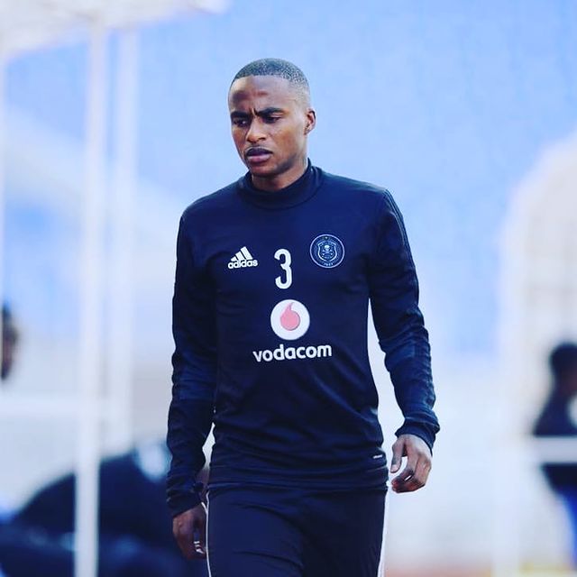 spotcovery-lorch-in-orlando-pirates-kit-thembinkosi-lorch-south-african-footballer-found-guilty-for-assault