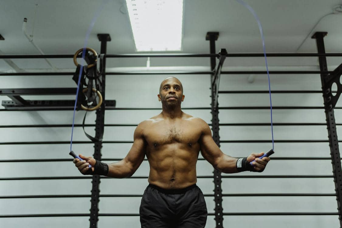 spotcovery-a-shirtless-man-skipping-rope-how-to-jump-rope-like-an-expert-four-simple-steps