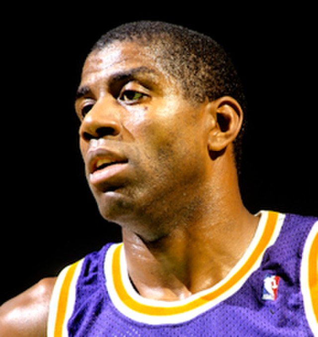 spotcovery-johnson-playing-in-the-leaguemagic-johnson-rings-five-times-he-won-the-nba-championship