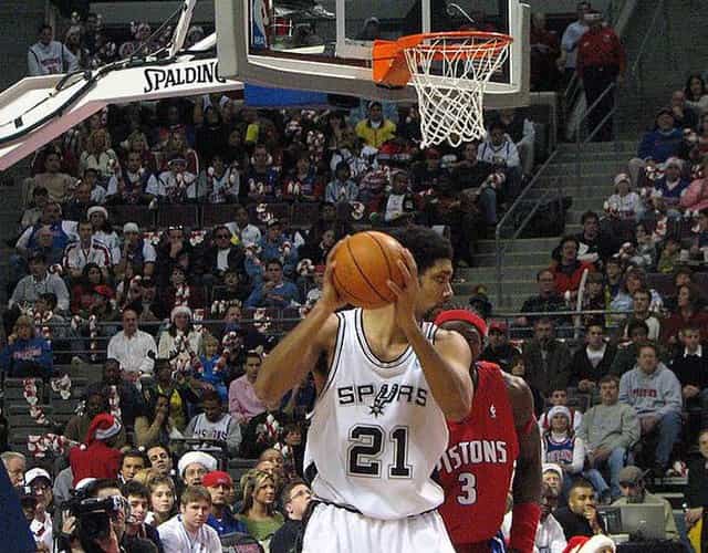 spotcovery-tim-playing-for-san-antonio-spurs-tim-duncan-six-reasons-why-he-will-remain-in-the-limelight