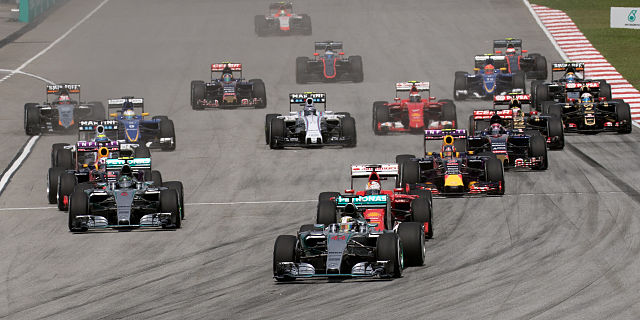 spotcovery-formula-one-drivers-on-the-track-seven-of-the-best-formula-one-races-of-all-time