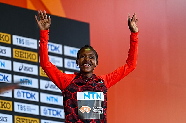 spotcovery-kenyan-runner-faith-kipyegon-in-budapest-world-athletics-awards-six-incredible-black-athletes-who-stole-the-limelight-in-2023