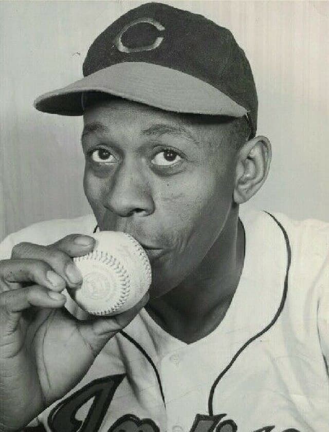 spotcovery-paige-at-the-thomas-jefferson-high-school-at-hopner-satchel-paige-the-rookie-who-became-the-first-black-american-athlete-to-pitch-in-a-world-series