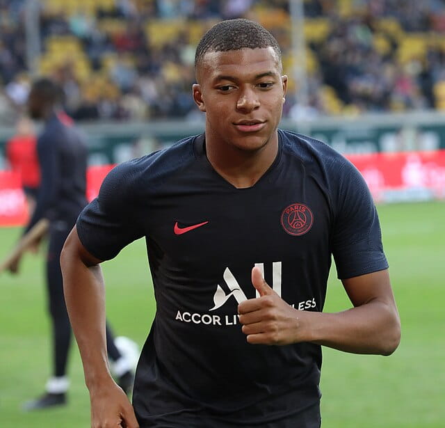 spotcovery-french-player-kylian-mbappe-in-a-game-how-football-transfers-work-understanding-the-basics