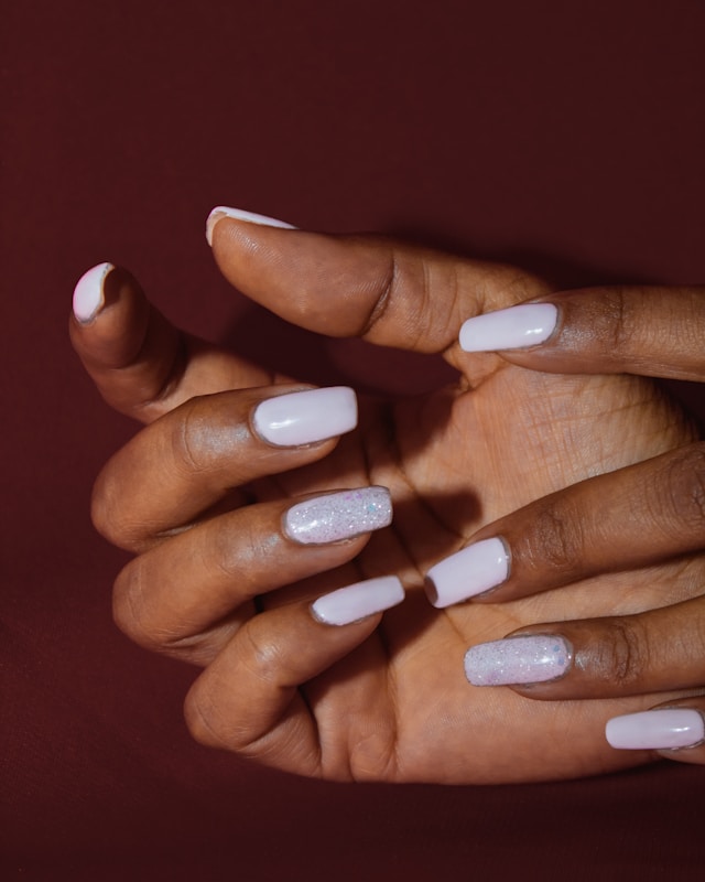 spotcovery-manicured-nails-travel-and-experience-the-best-nail-salons-in-chicago