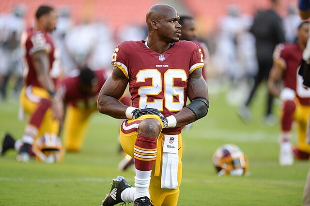 spotcovery-adrian-peterson-taking-a-knee-before–an-nfl-game-10-best-running-backs-of-all-time