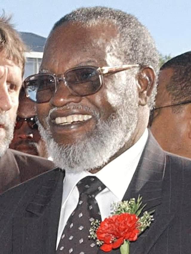 spotcovery-sam-nujoma-president-of-namibia-from-1990-to-2005-end-of-an-era-the-legacy-of-sam-nujoma-namibias-first-democratically-elected-president